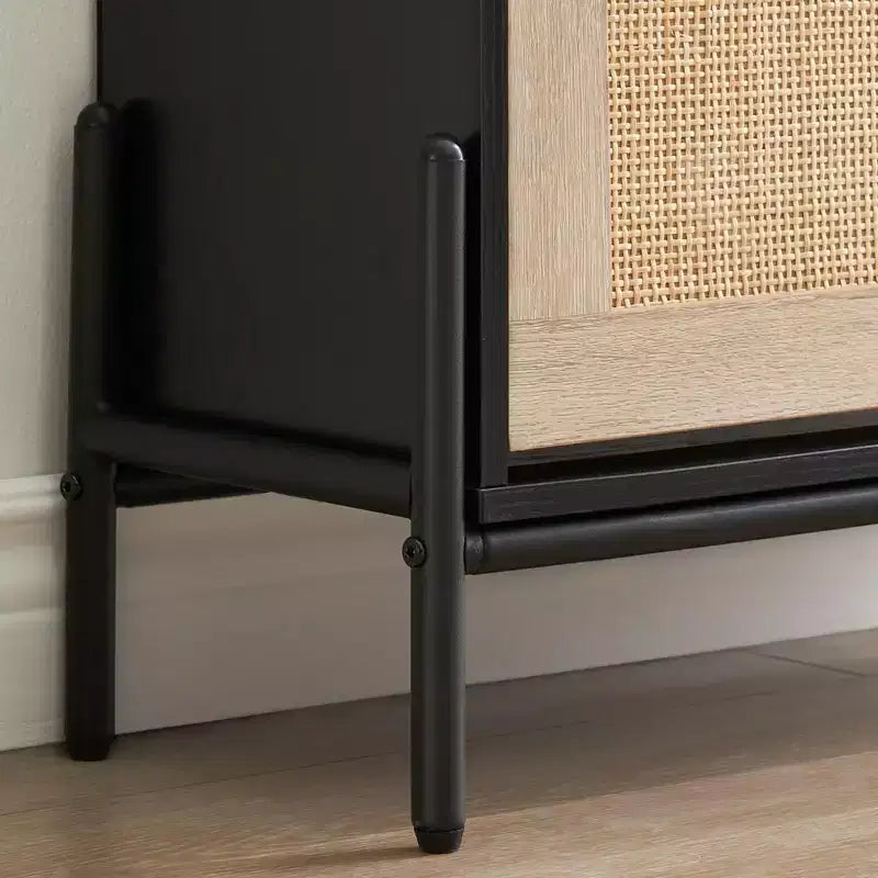 Zapatero con 2 puertas abatibles y cajones, organizador de zapatos de ratán natural con patas de metal y estante ajustable, independiente para recibidor